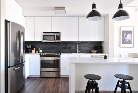 How-To-Clean-Stainless-Steel-Appliances