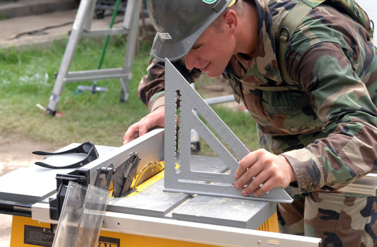 Top 7 Best Table Saw Fence Reviews In 2024