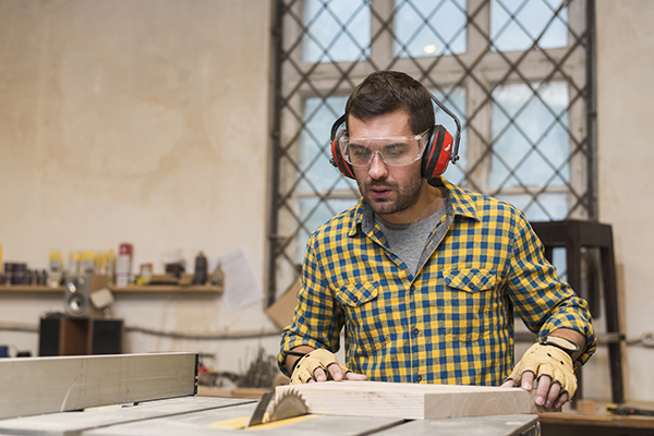 How To Cut a Taper On a Table Saw? (Step by Step Guide)