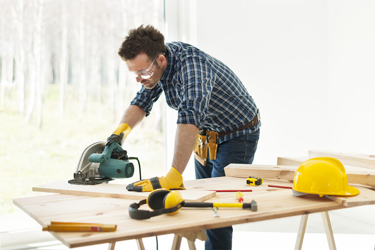 How To Sharpen A Circular Saw Blade Professionally At Home?